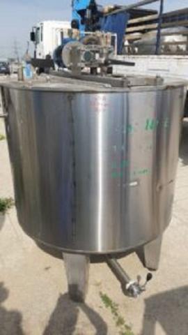 Продается Емкость нержавеющая, объем — 1 куб.м